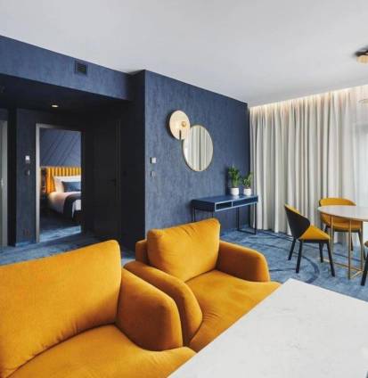 Stay inn by Frost Warszawa